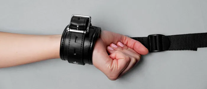Bed Restraint Kit XR Brands Strict Couples